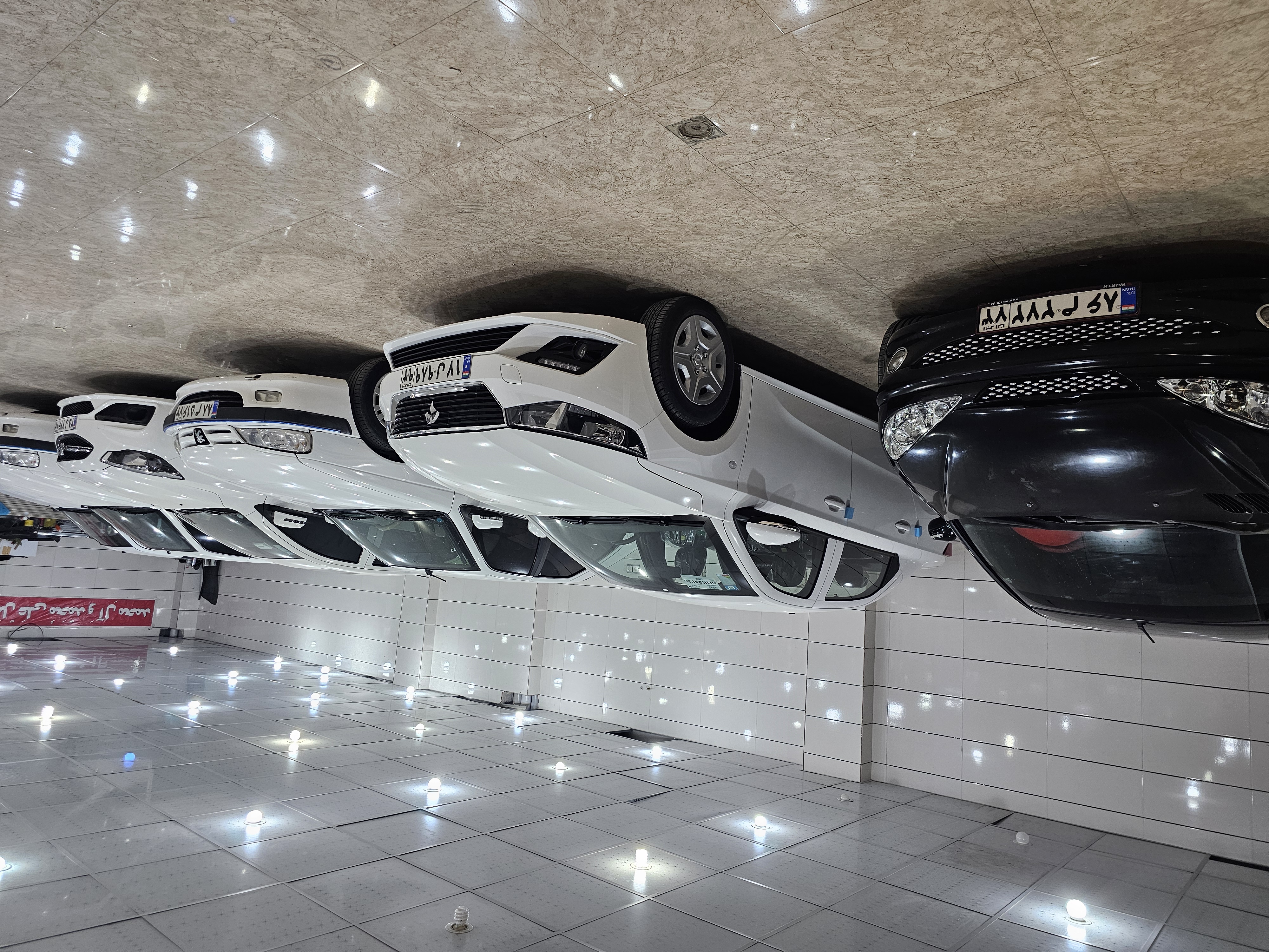 نمایشگاه اتومبیل اسکندری