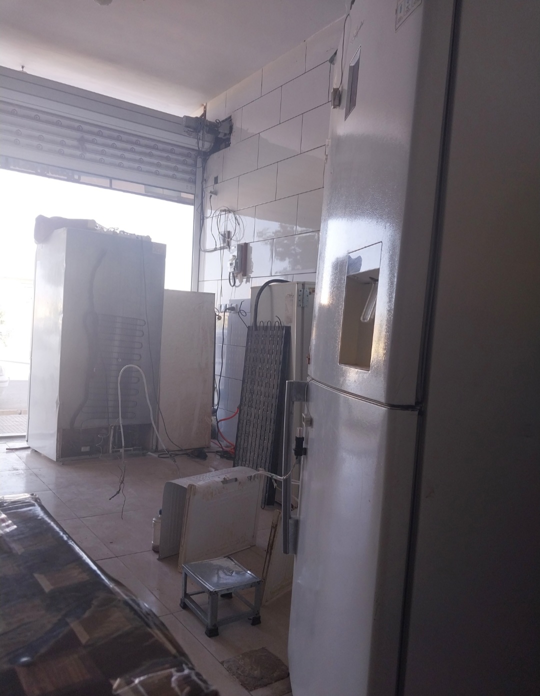 تعمیرگاه یخچال بهمنی الکترو استیل