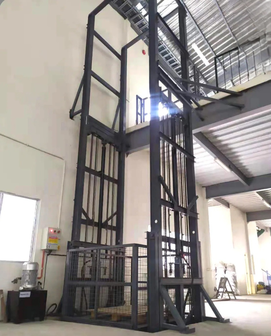 شرکت ٱذر ٱسانرو با مسئولیت محدود