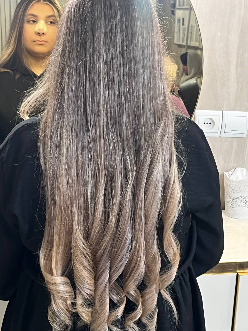 خدمات تخصصی رنگ مو مقیمی