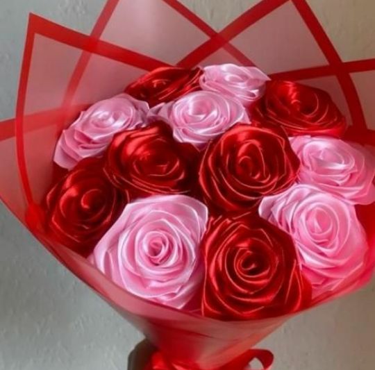 دسته گل ربانی باکس گل و تک شاخه همه مدل