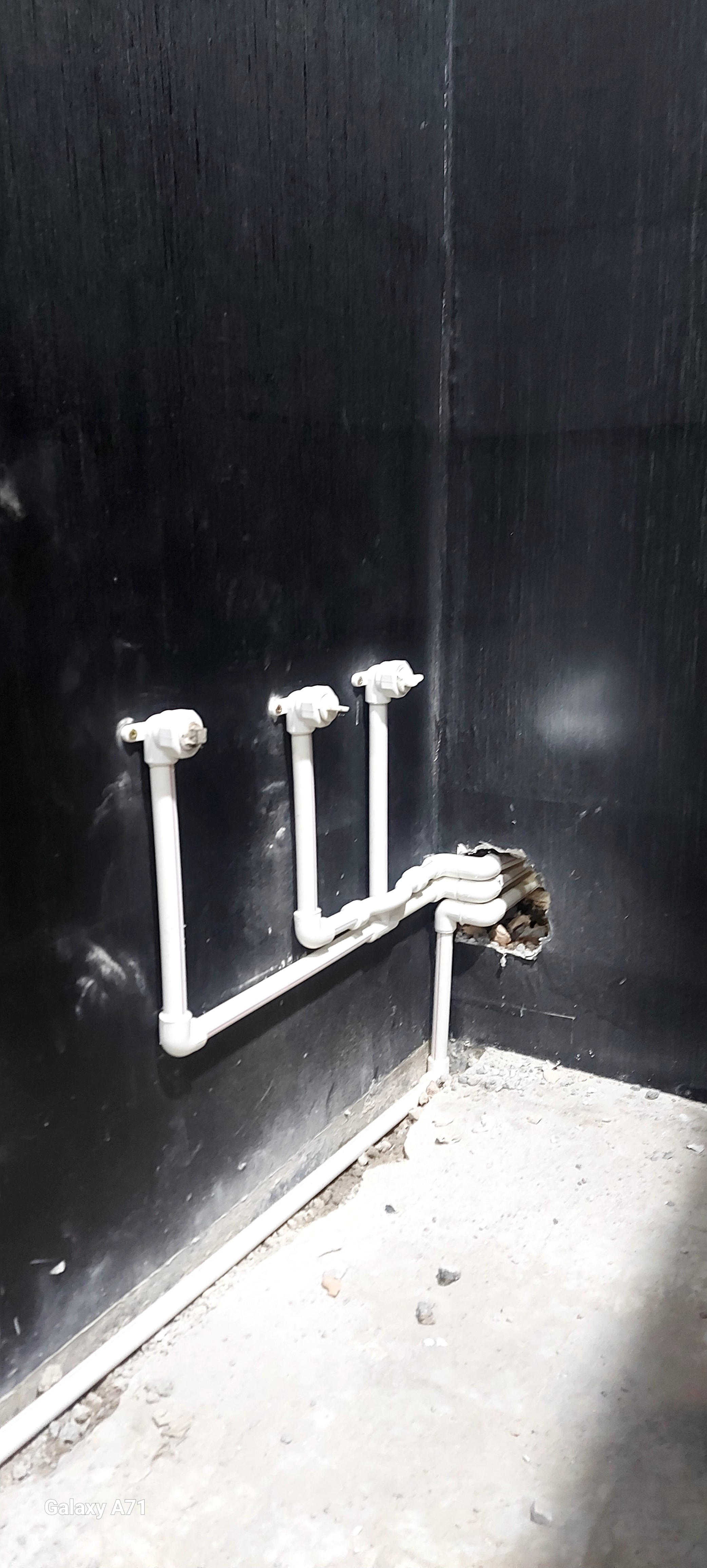 تاسیسات ساختمان آب وبرق تلفن مهدی