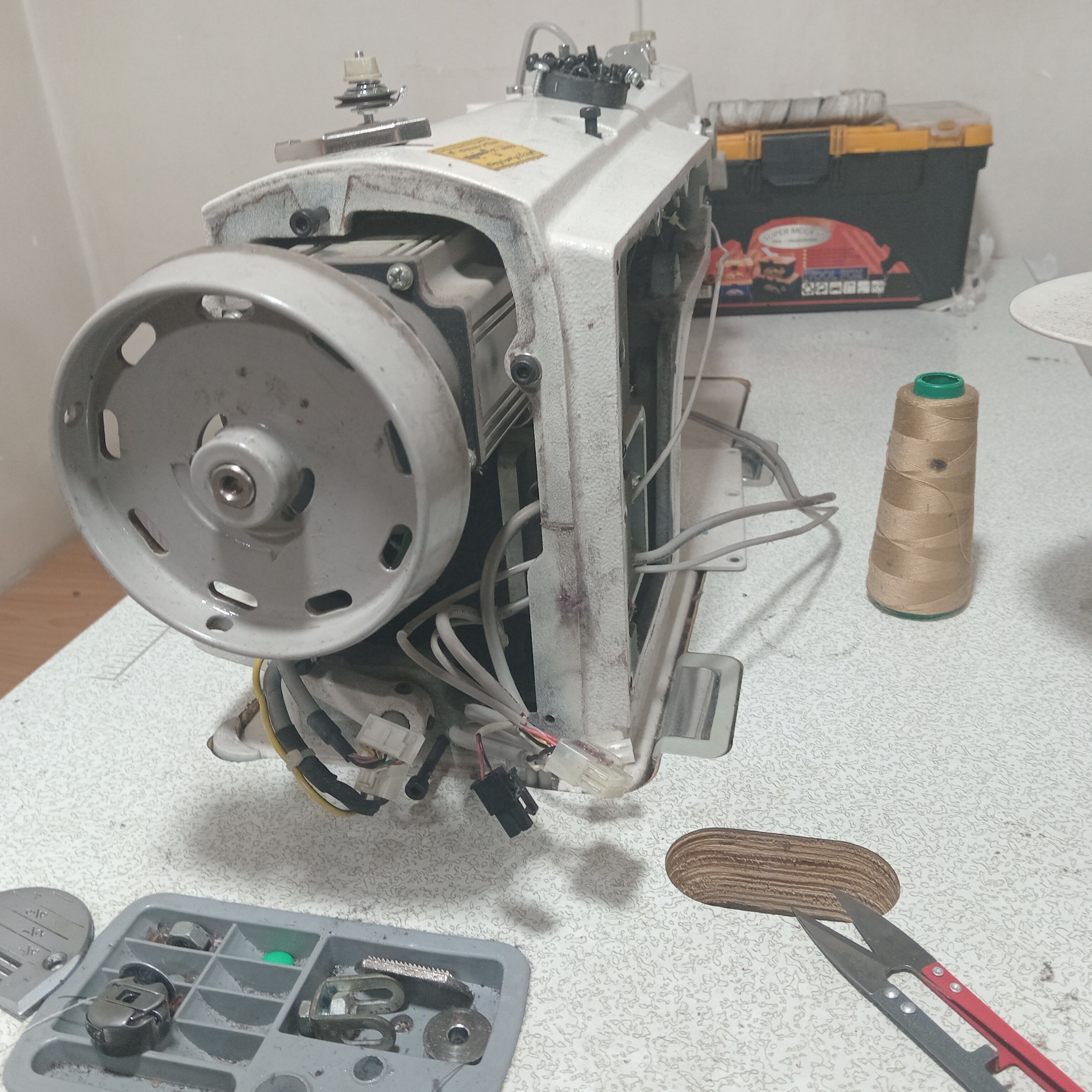 تعمیروسرویس چرخ خیاطی صنعتی