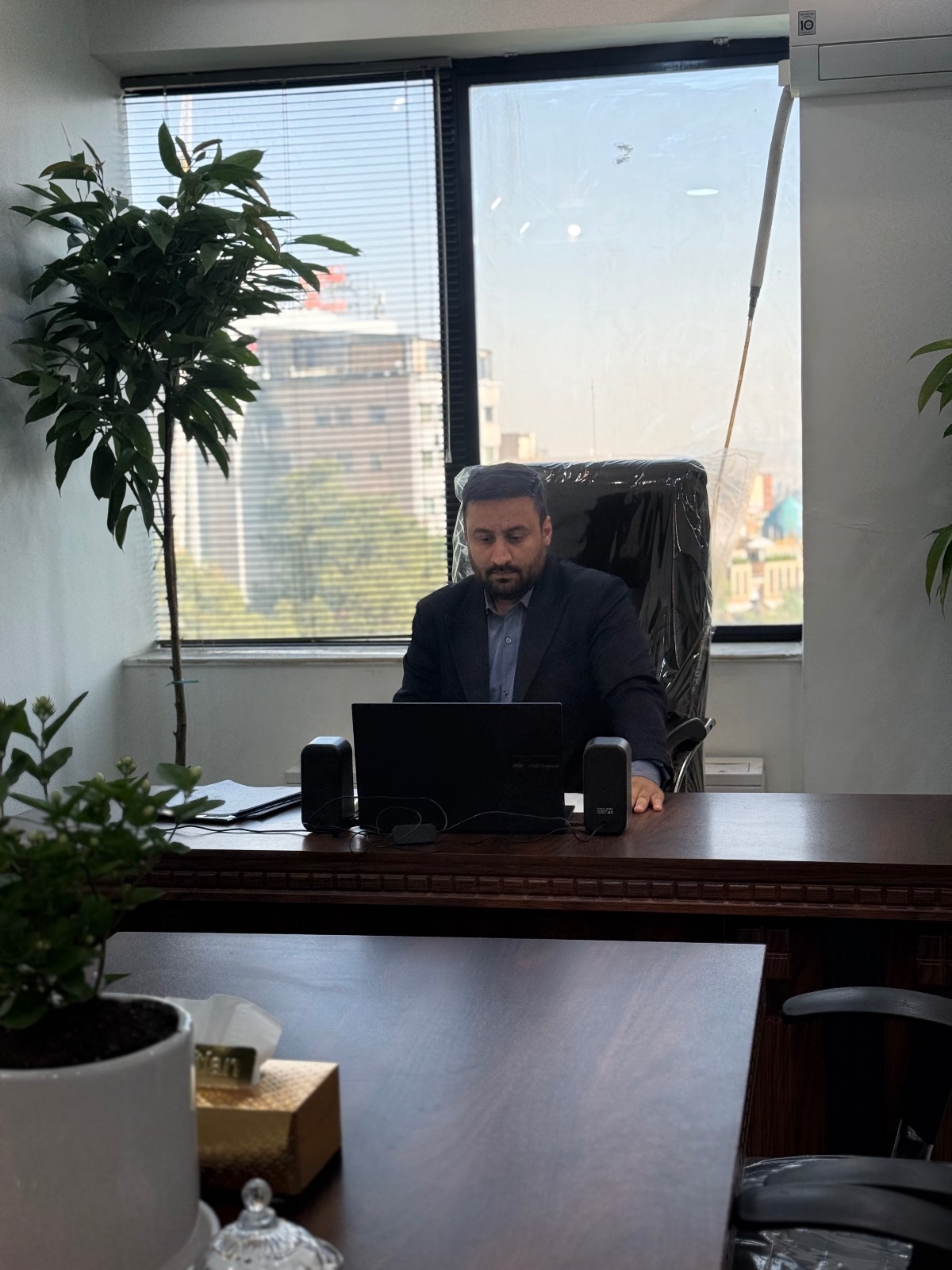 احسان ابراری وکیل پایه یک دادگستری
