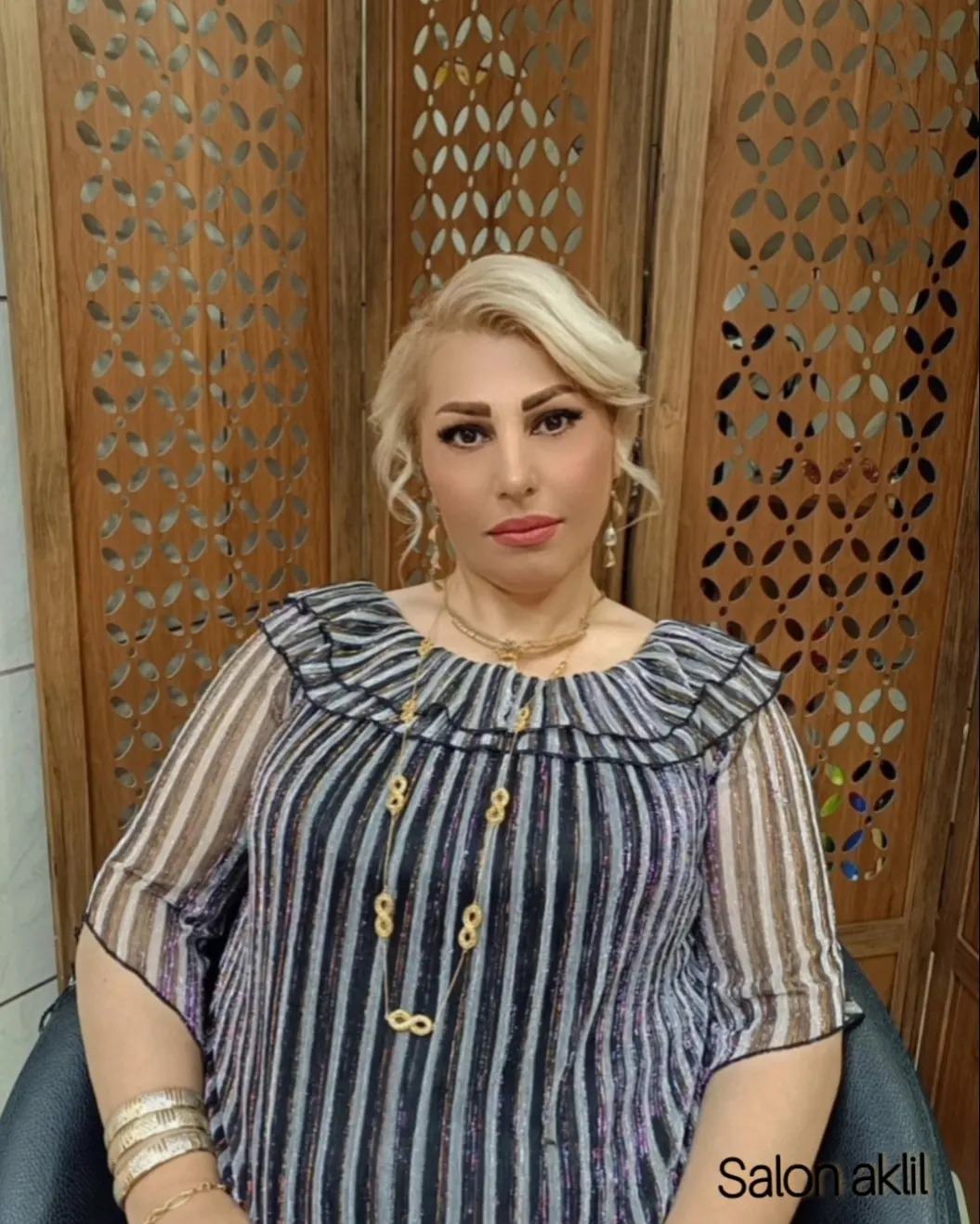 سالن زیبایی اکلیل