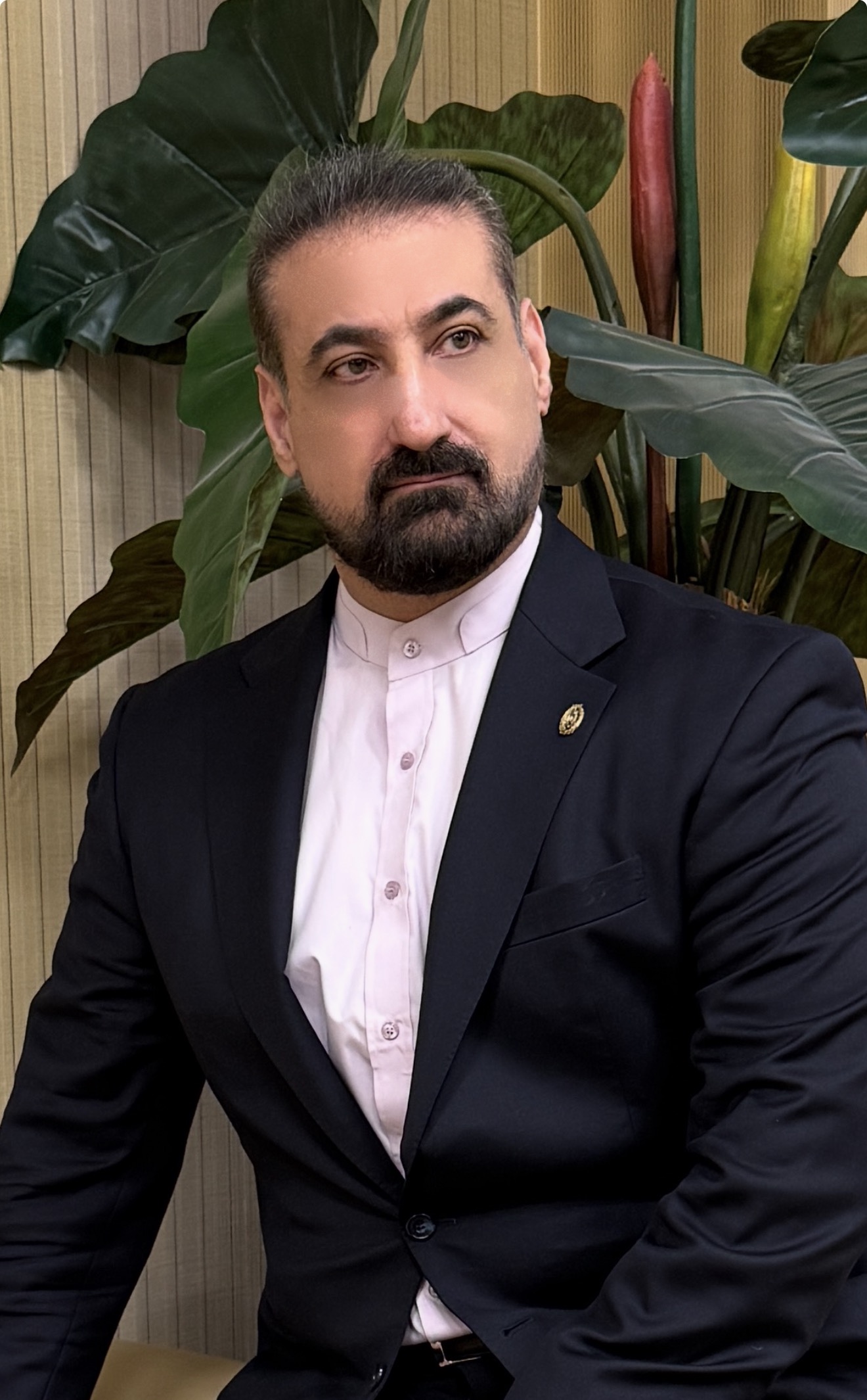 هومن کریمی وکیل پایه یک دادگستری
