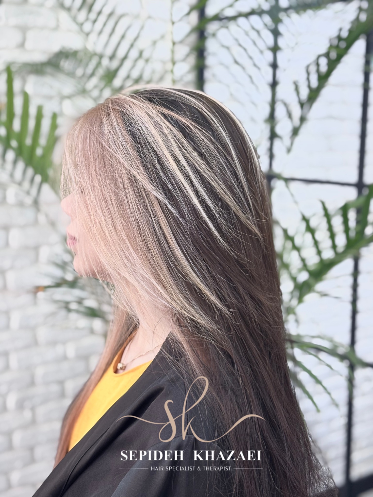 سالن تخصصی کراتین و لایت سپیده خزایی