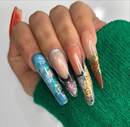 کاشت ناخن تخصصی بروجرد