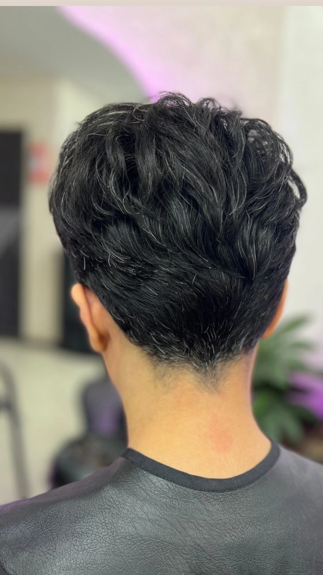 کوتاهی،براشینگ،بند ابرو و بافت مو eti