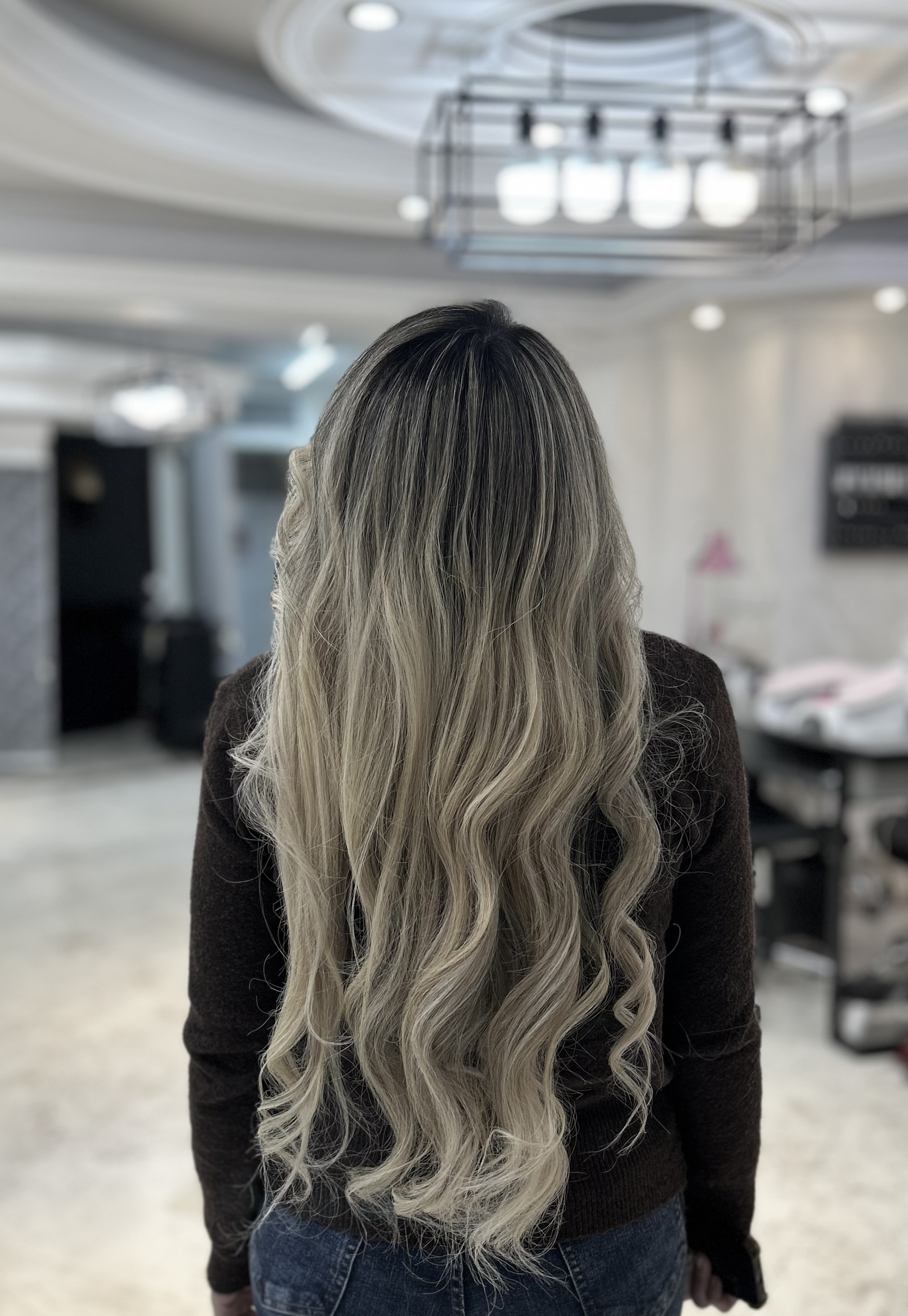 مرکز تخصصی رنگ مو و کراتینه مو لیلا