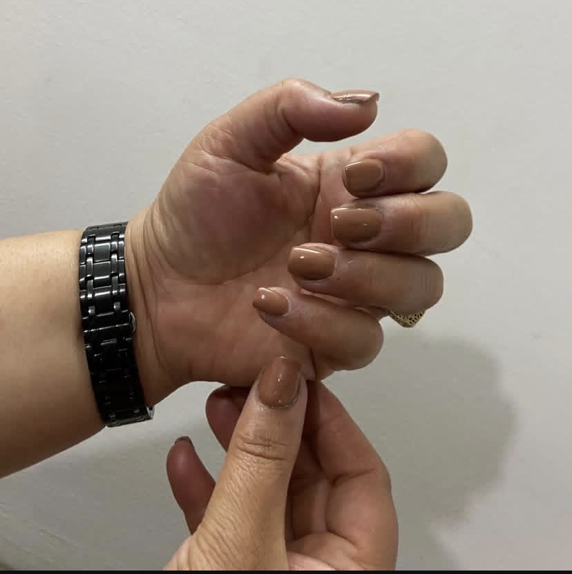 کاشت تخصصی ناخن فاطمه