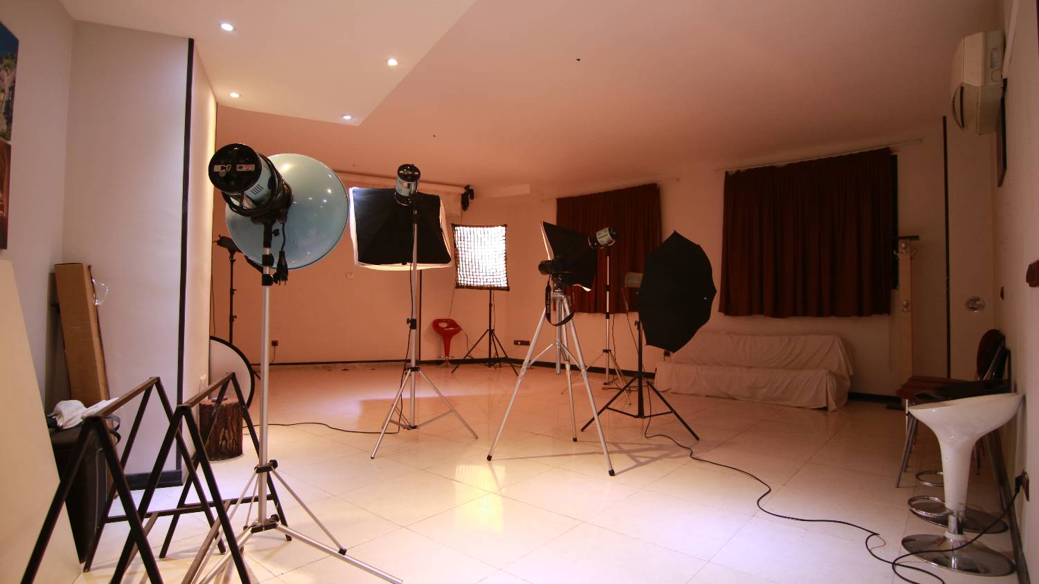 موسسه گنجینه هنر تصویر سپنتا (بلوار سرباز)