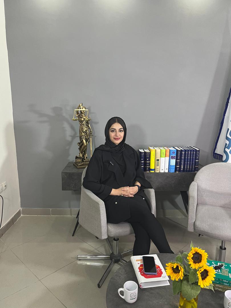 وکیل عزیزی