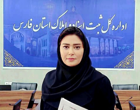 سعیده ادهمی وکیل پایه یک دادگستری