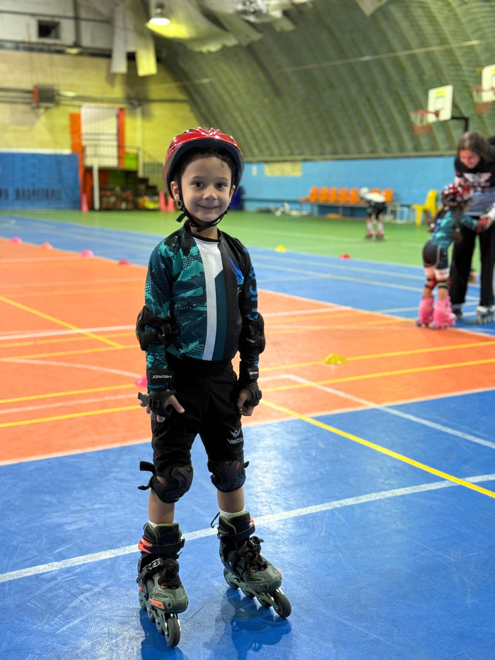 فروشگاه تخصصی و اموزش اسکیت Sfly