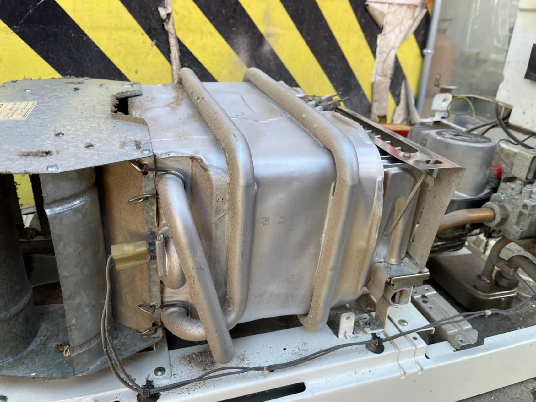 تعمیرات تخصصی پکیج و کولرگازی