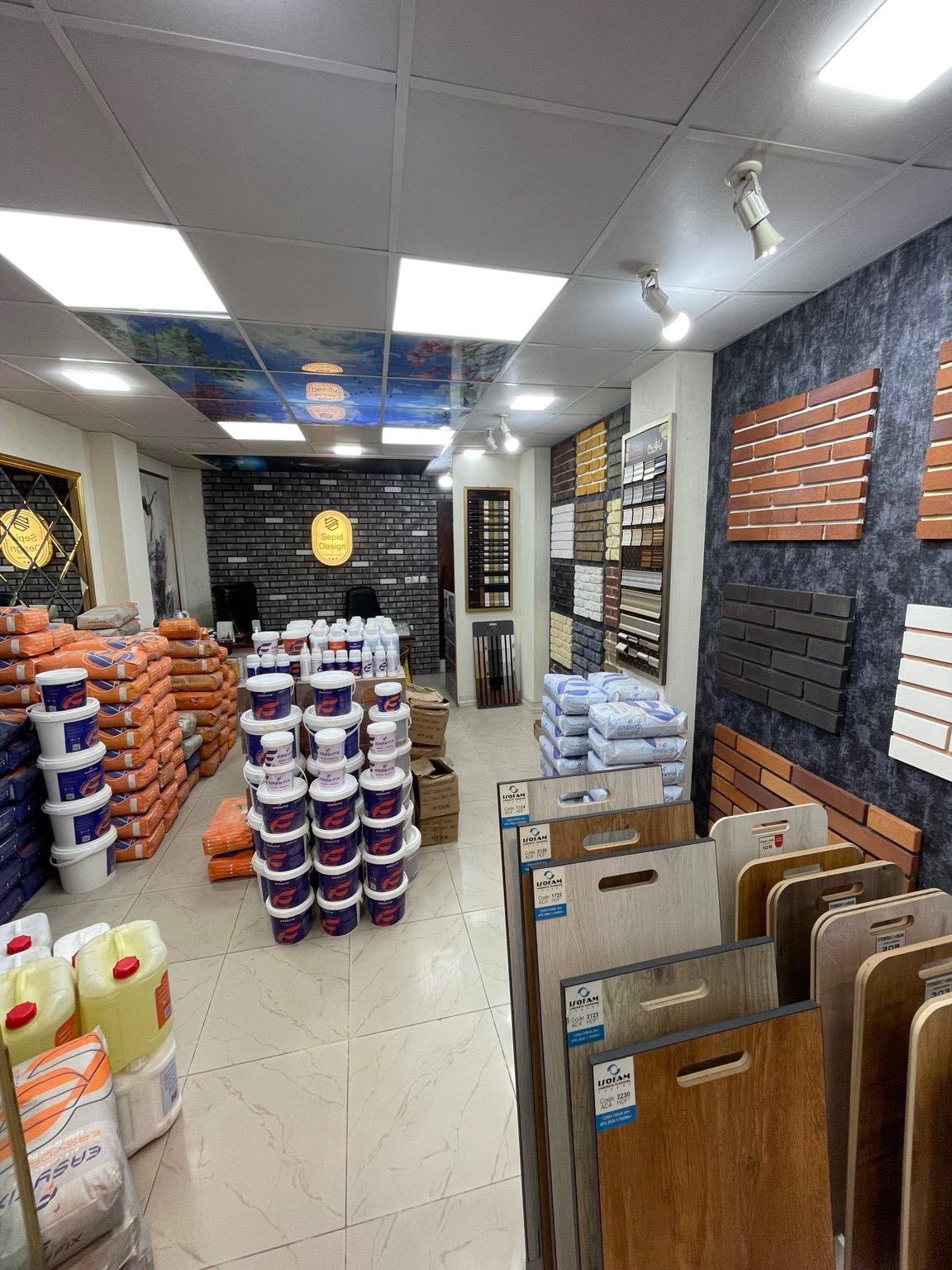 کلینیک ساختمانی و مهندسی سپید دیزاین