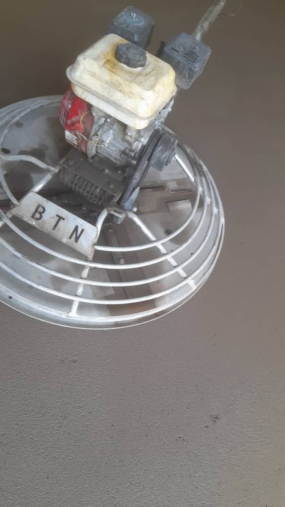 تاسیسات مکانیکی ساختمان.بتون اسکرید