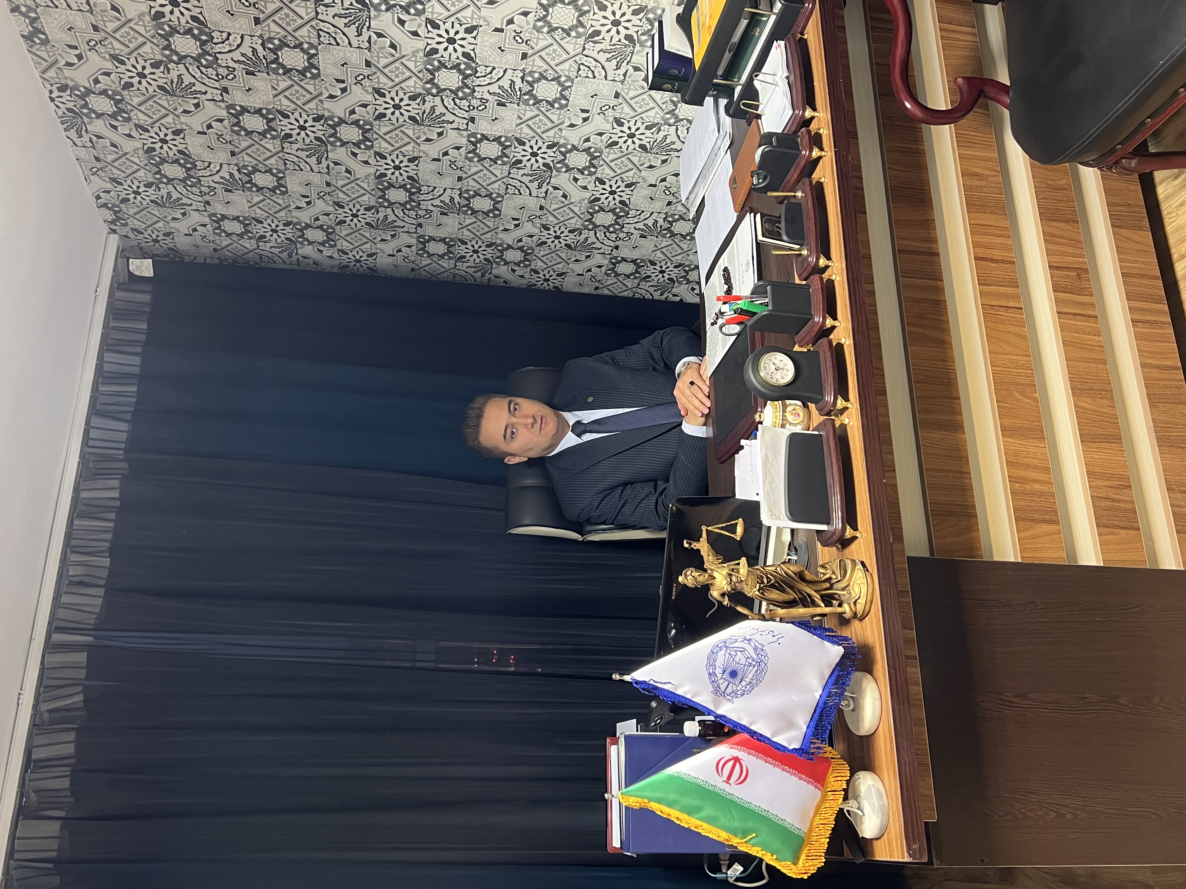 وکیل پایه یک دادگستری میثم هاشمی