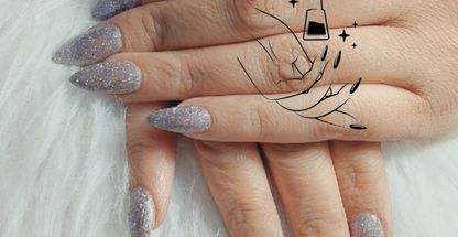 متخصص کاشت ناخن