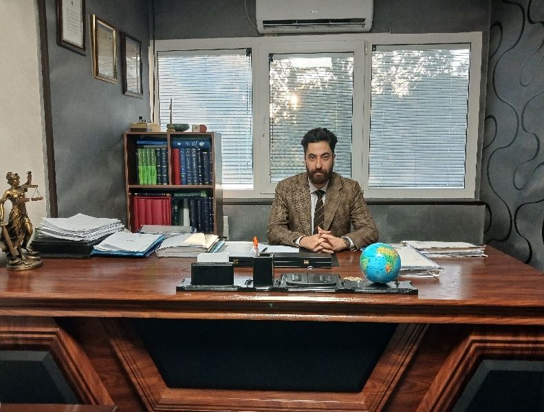 وکیل پایه یک دادگستری ، مسعود زمانی