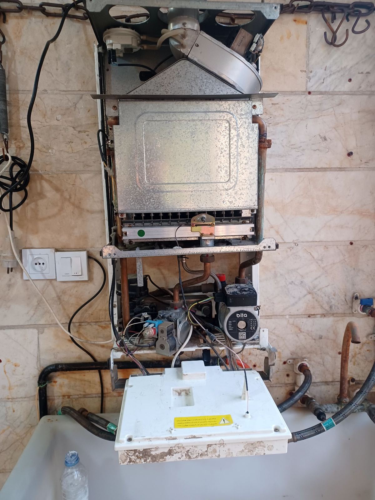 خدمات تاسیسات عالی خانی