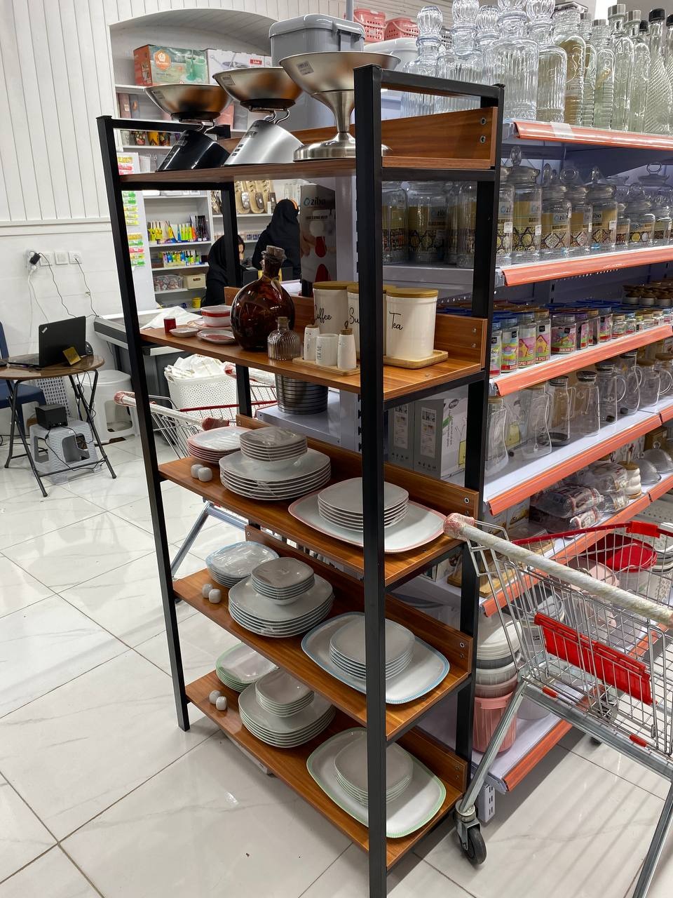 قفسه بندی فروشگاهی واداری وانباری سهلان