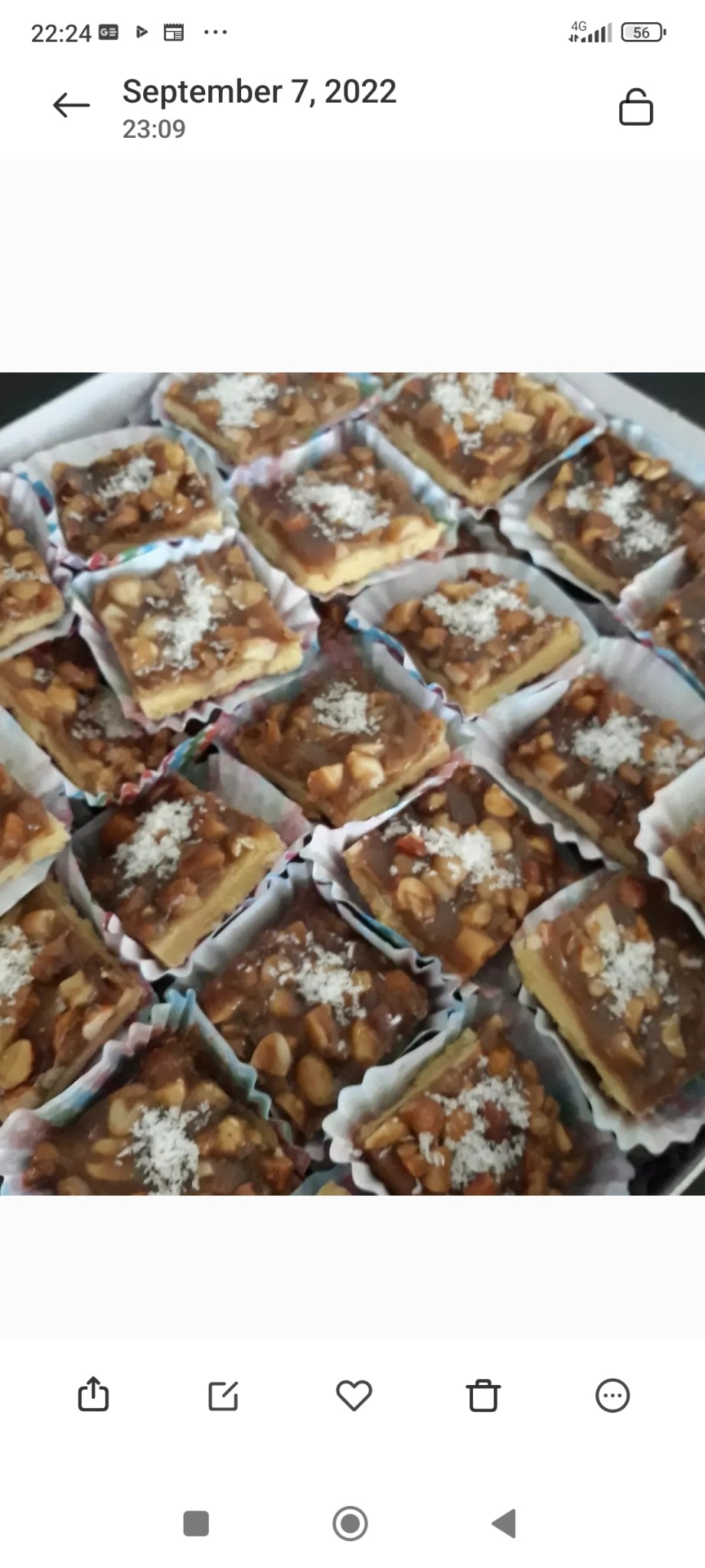 آموزش و فروش انواع شیرینیجات و کیک