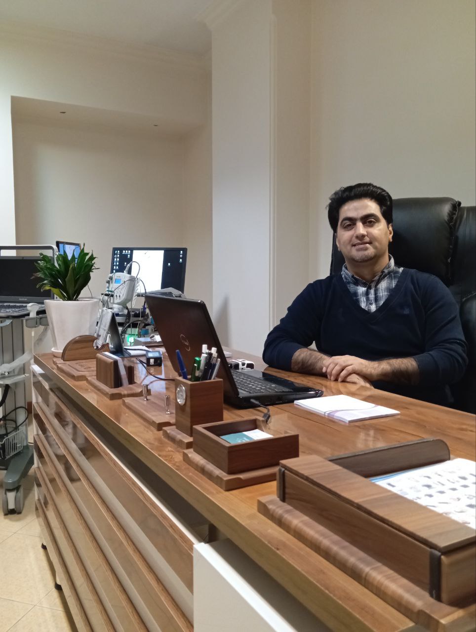 دکتر میثم احسانی