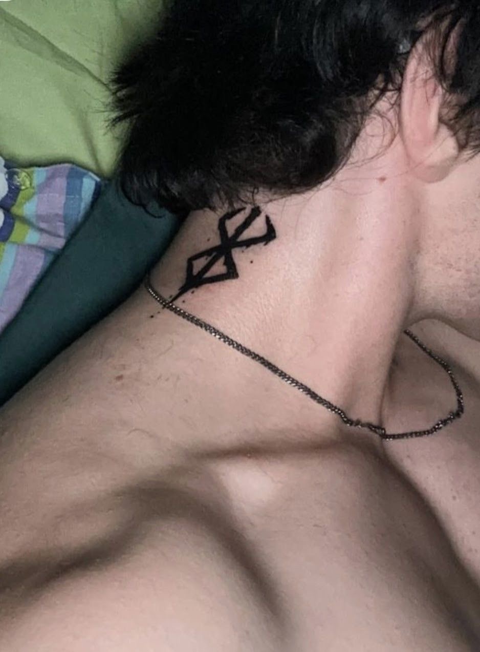 خدمات‌ تخصصی تتو هِرا