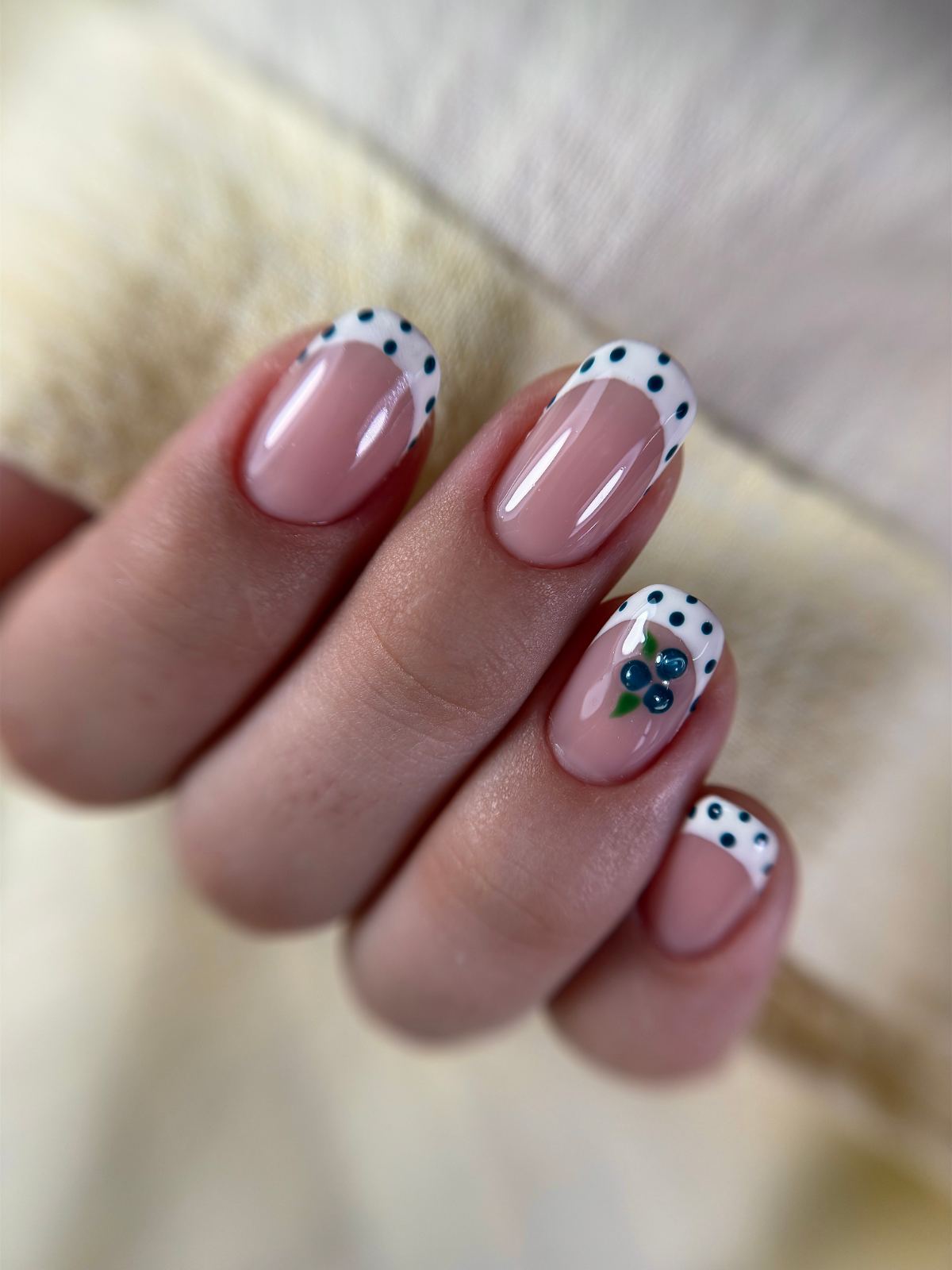 Melika Nail Artist سالن ناخنکاری ملیکا حیدری