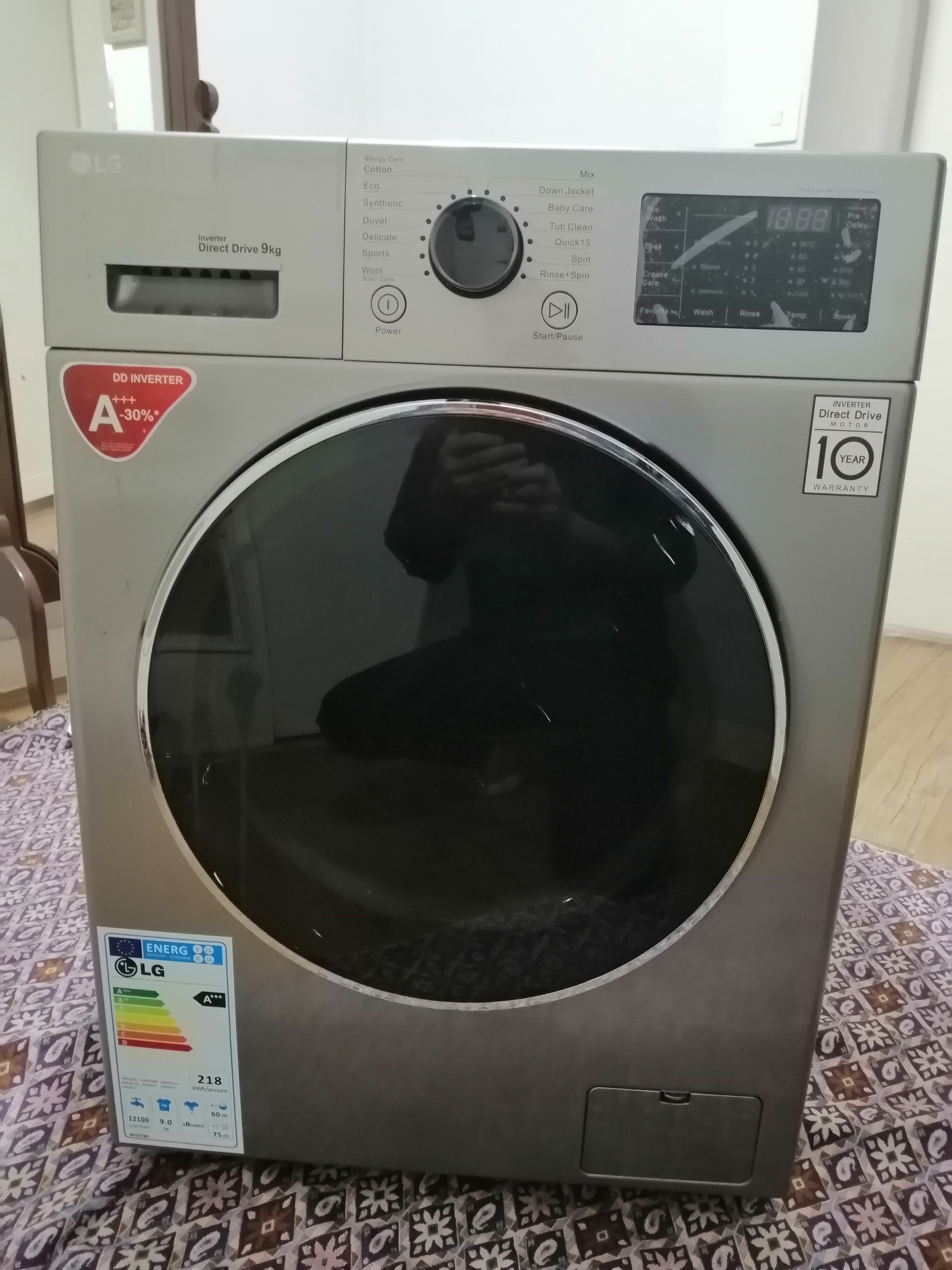 خدمات تخصصی انواع لباسشویی قهرمانی