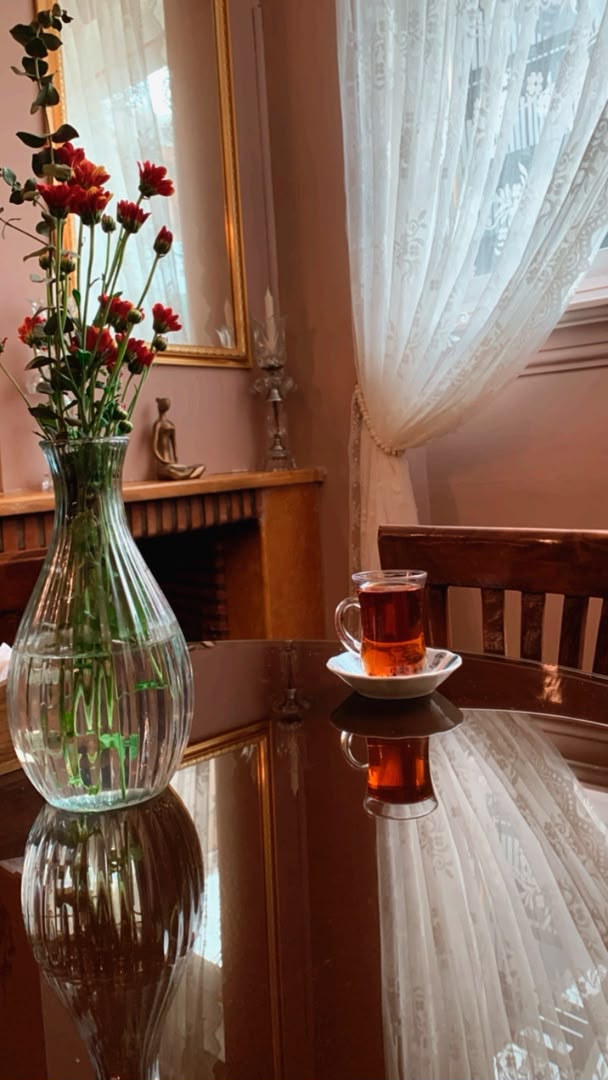 کافه عمارت یار