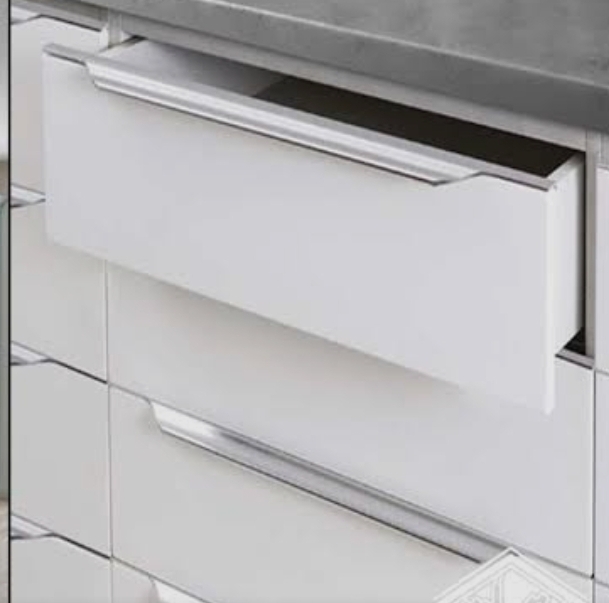 اجرای کابینت و کمد و دکور فروشگاه خراسانی