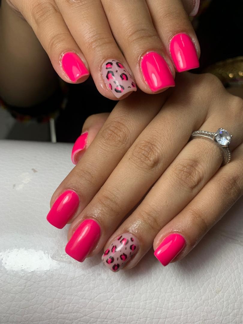 سالن زیبایی رز سرخ