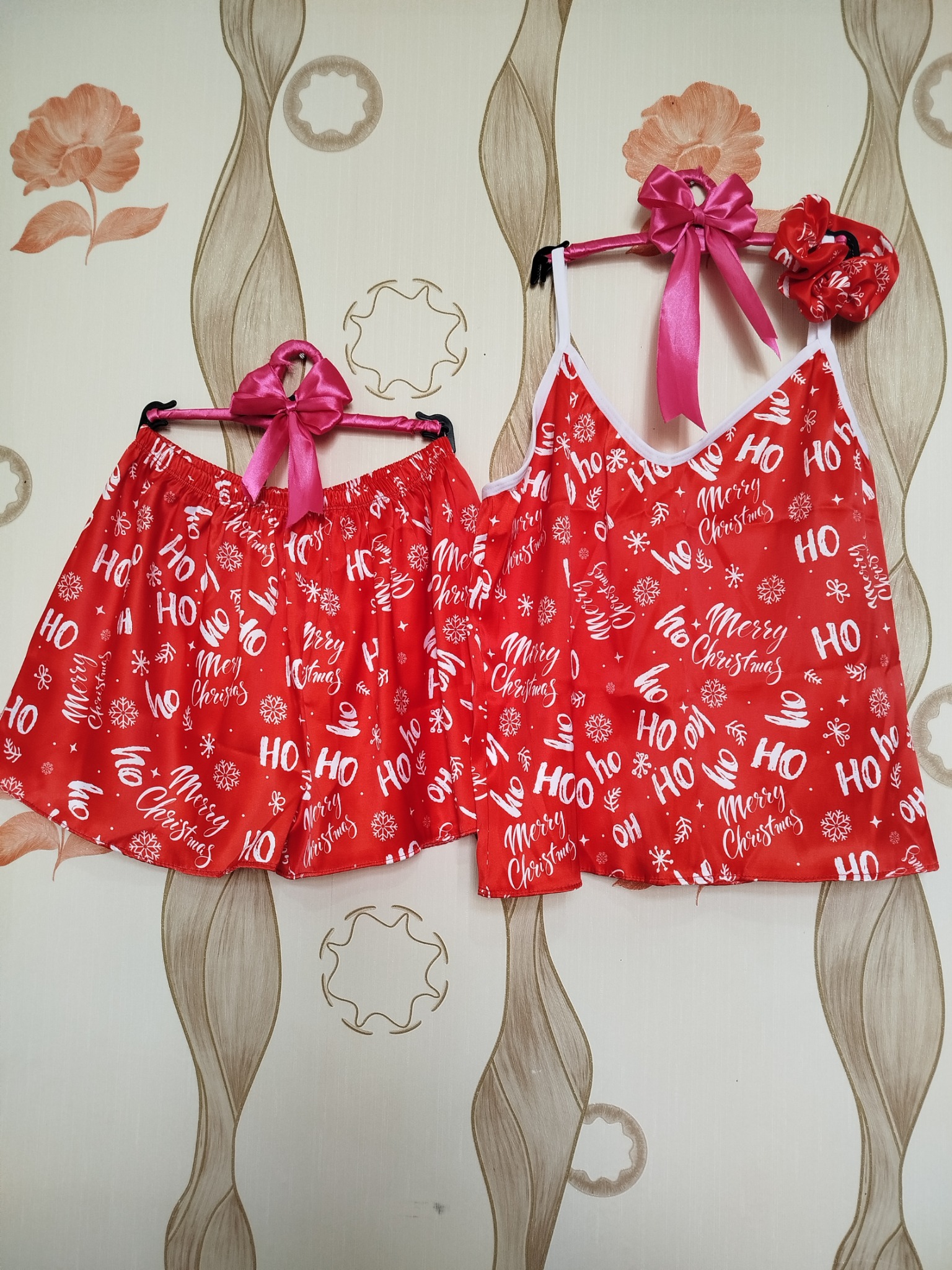 لباس زیر پاپیون