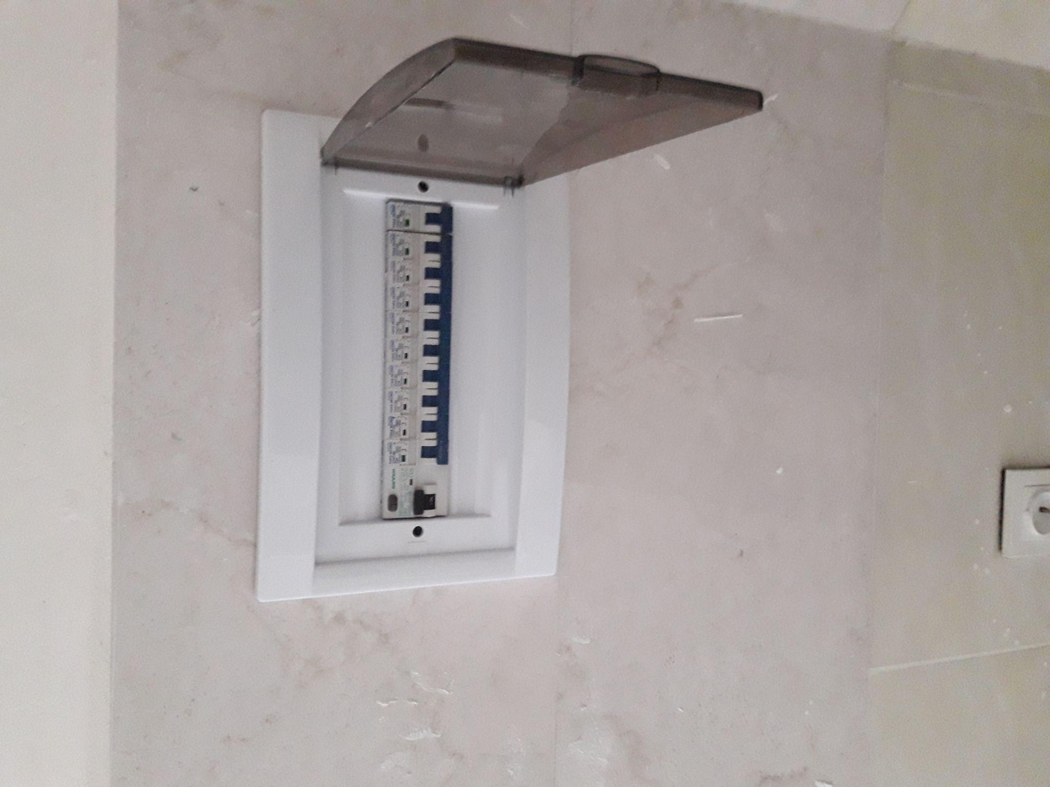 خدمات برق ساختمان