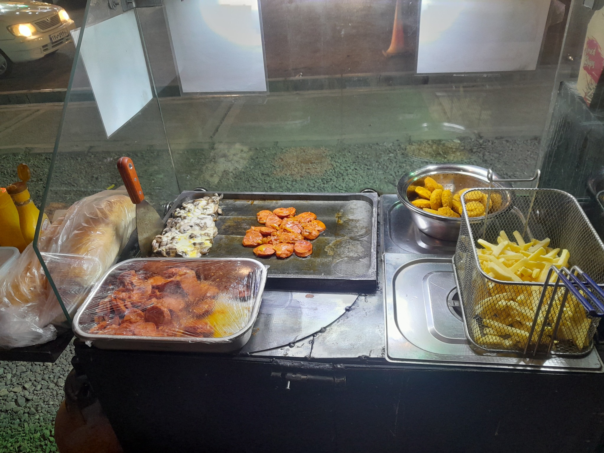 کافه رستوران و فسفود امید