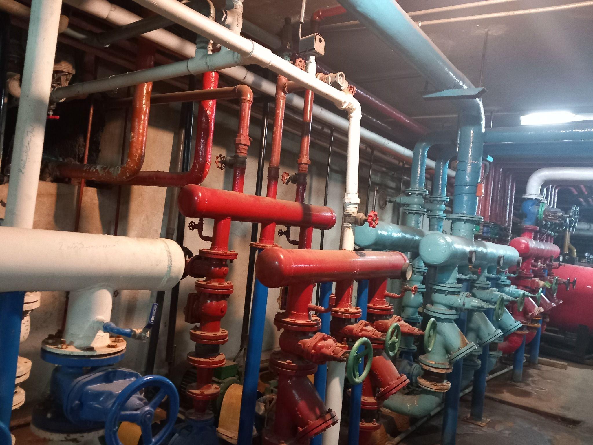 تاسیسات حرارتی و برودتی و موتورخانه مرکزی