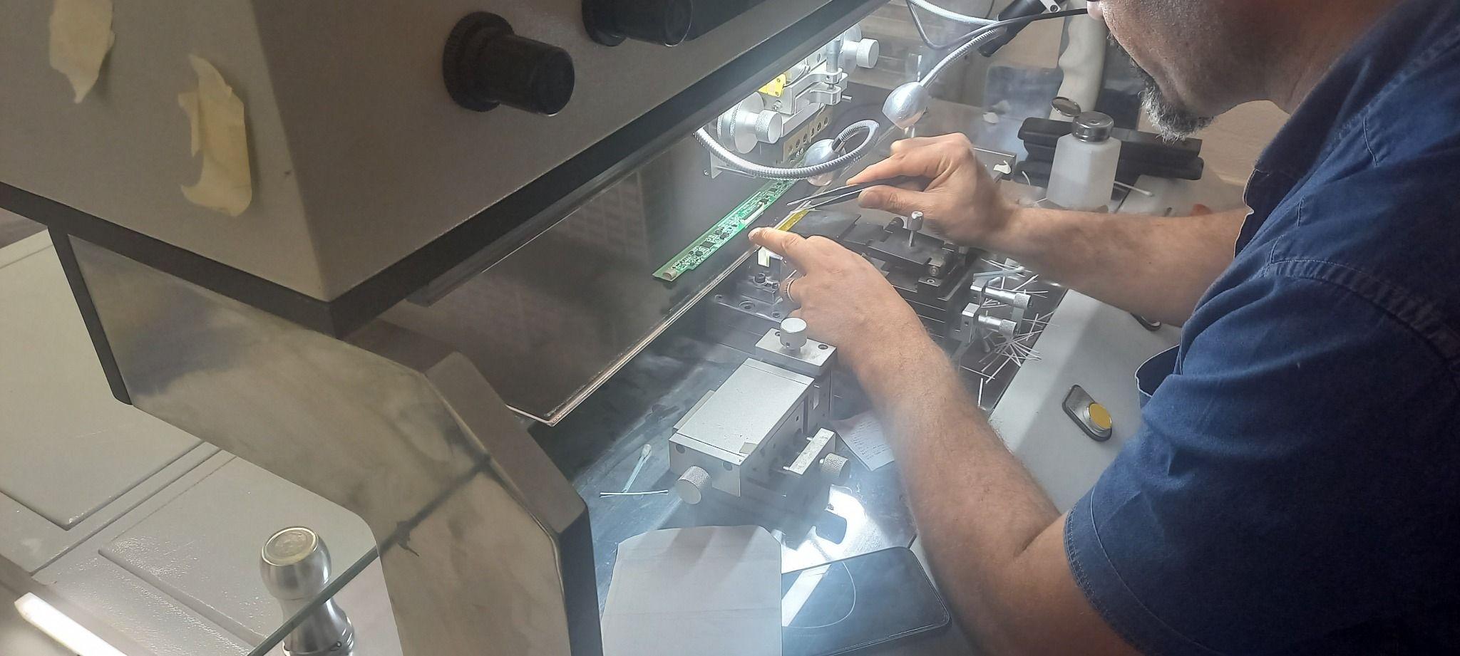 تعمیرات تلویزیون سلیمی