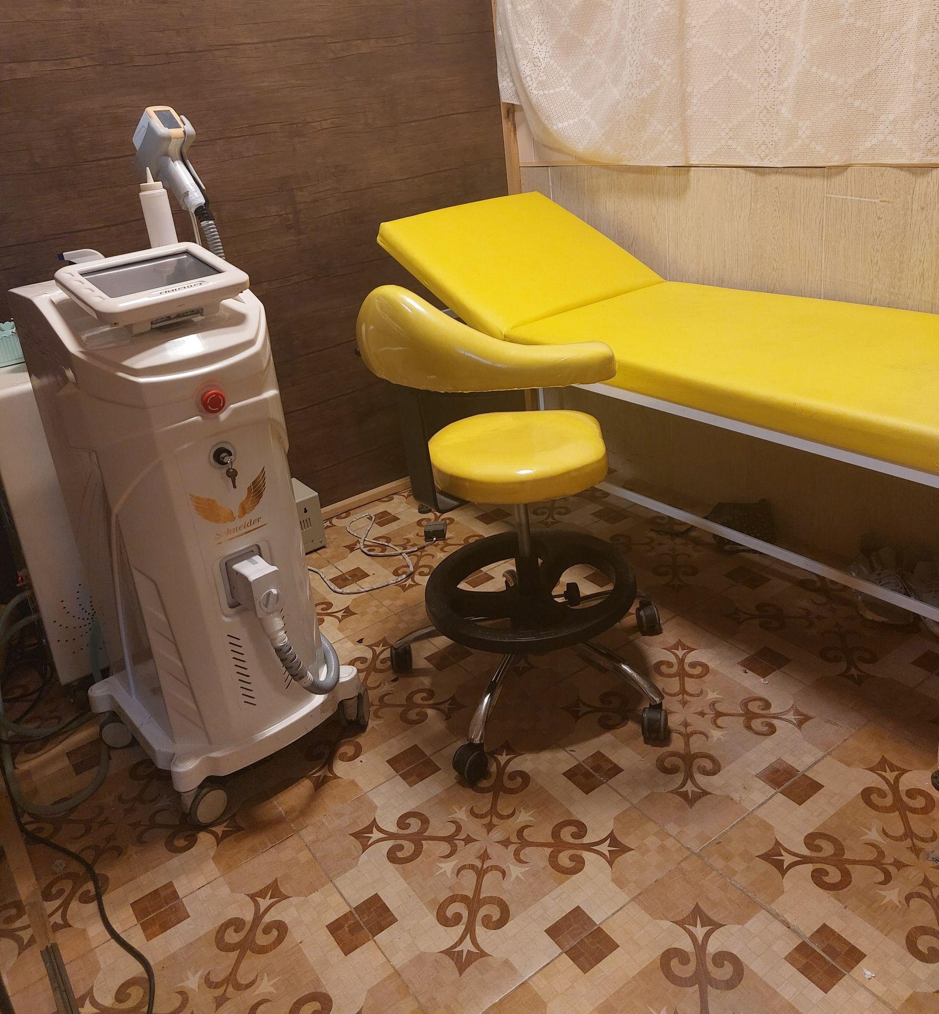 مرکز لیزر نگار