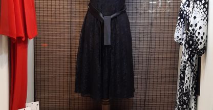 فروشگاه و آنلاین شاپ لباس زنانه بارلی