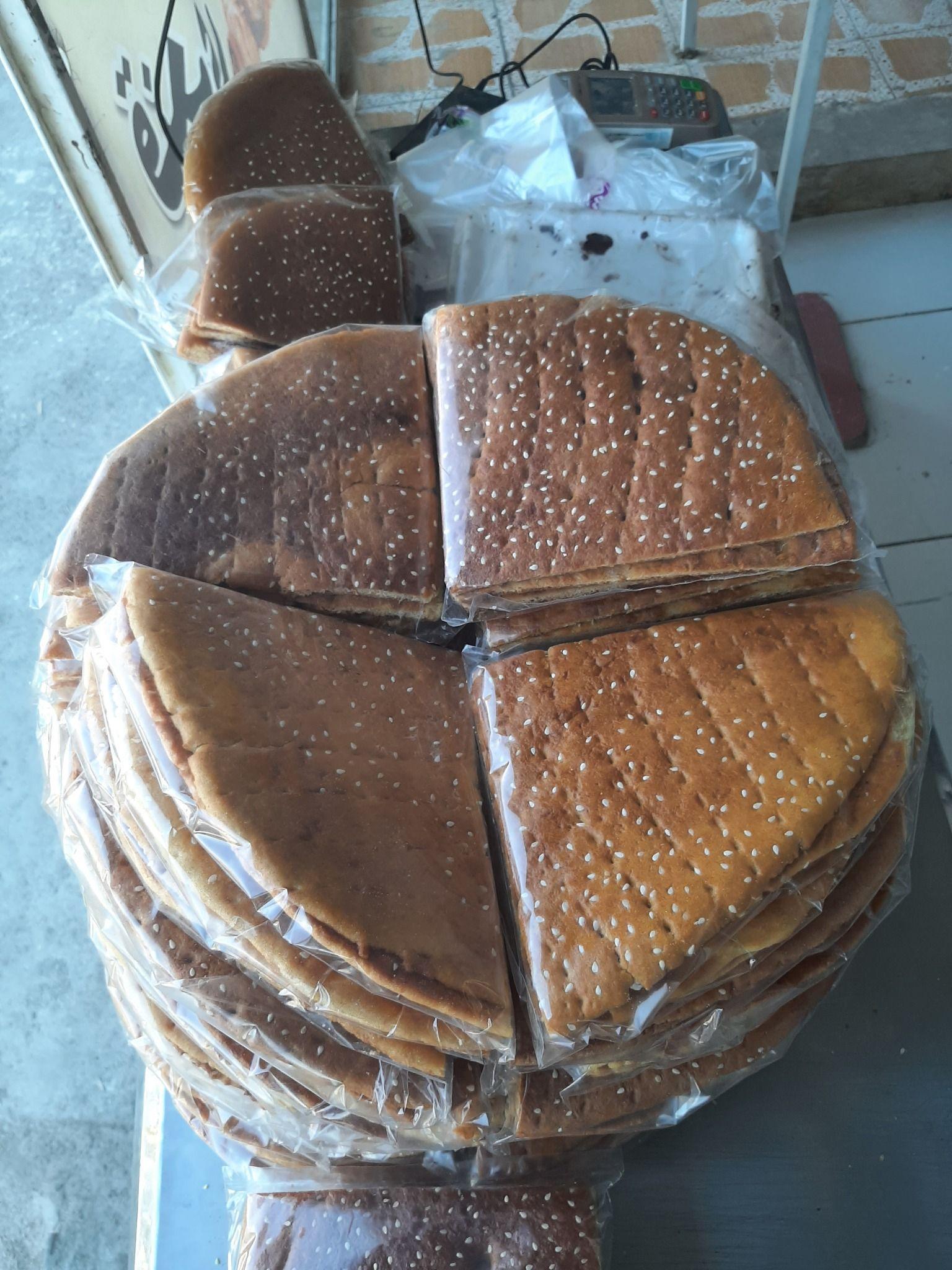 نان خرمایی کریمی