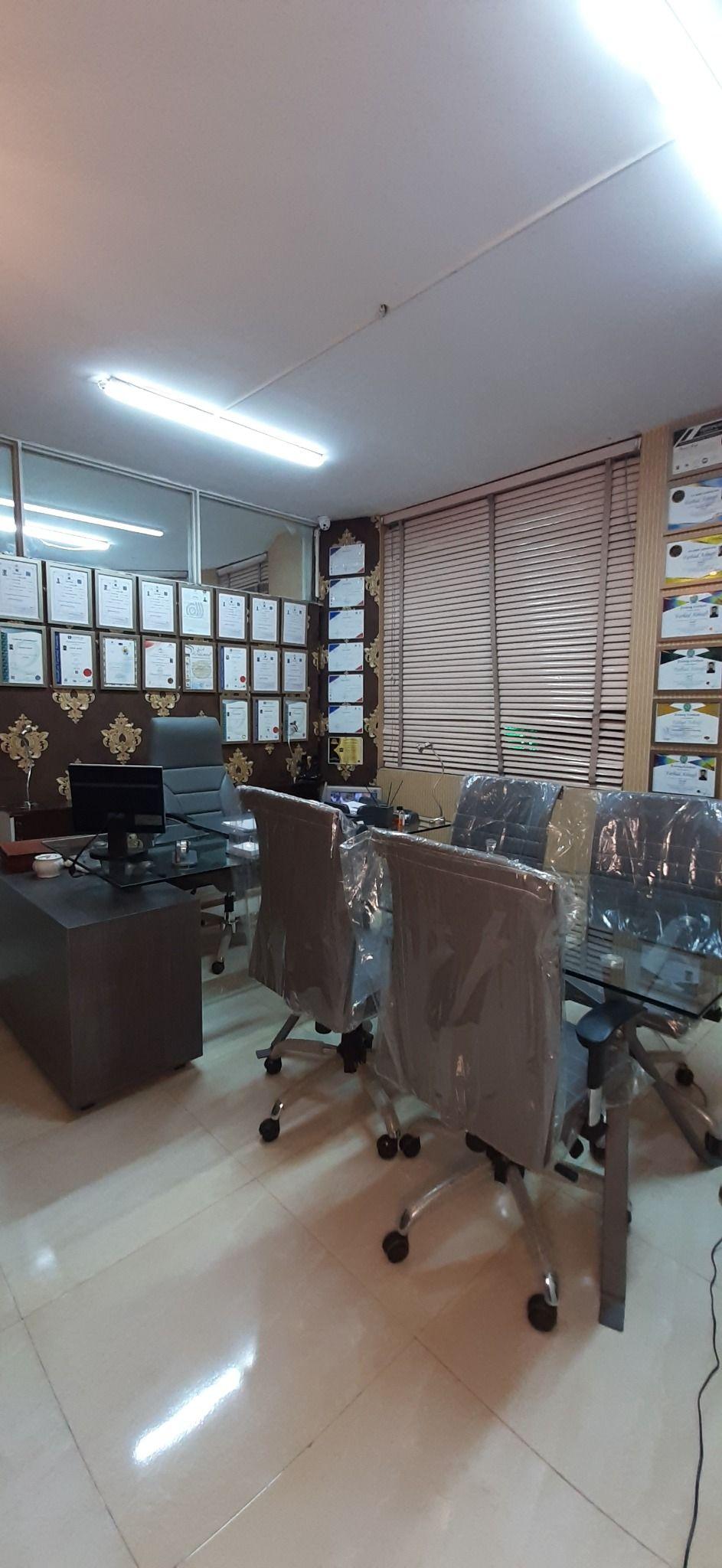 اموزشگاه ارایشگری مردانه هفت حوض