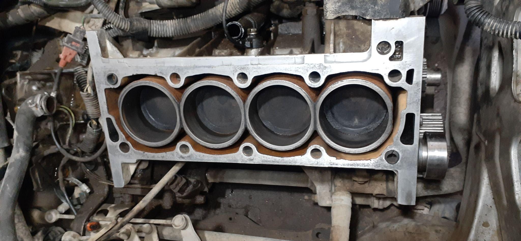 تعمیرگاه خودروساسان یاری