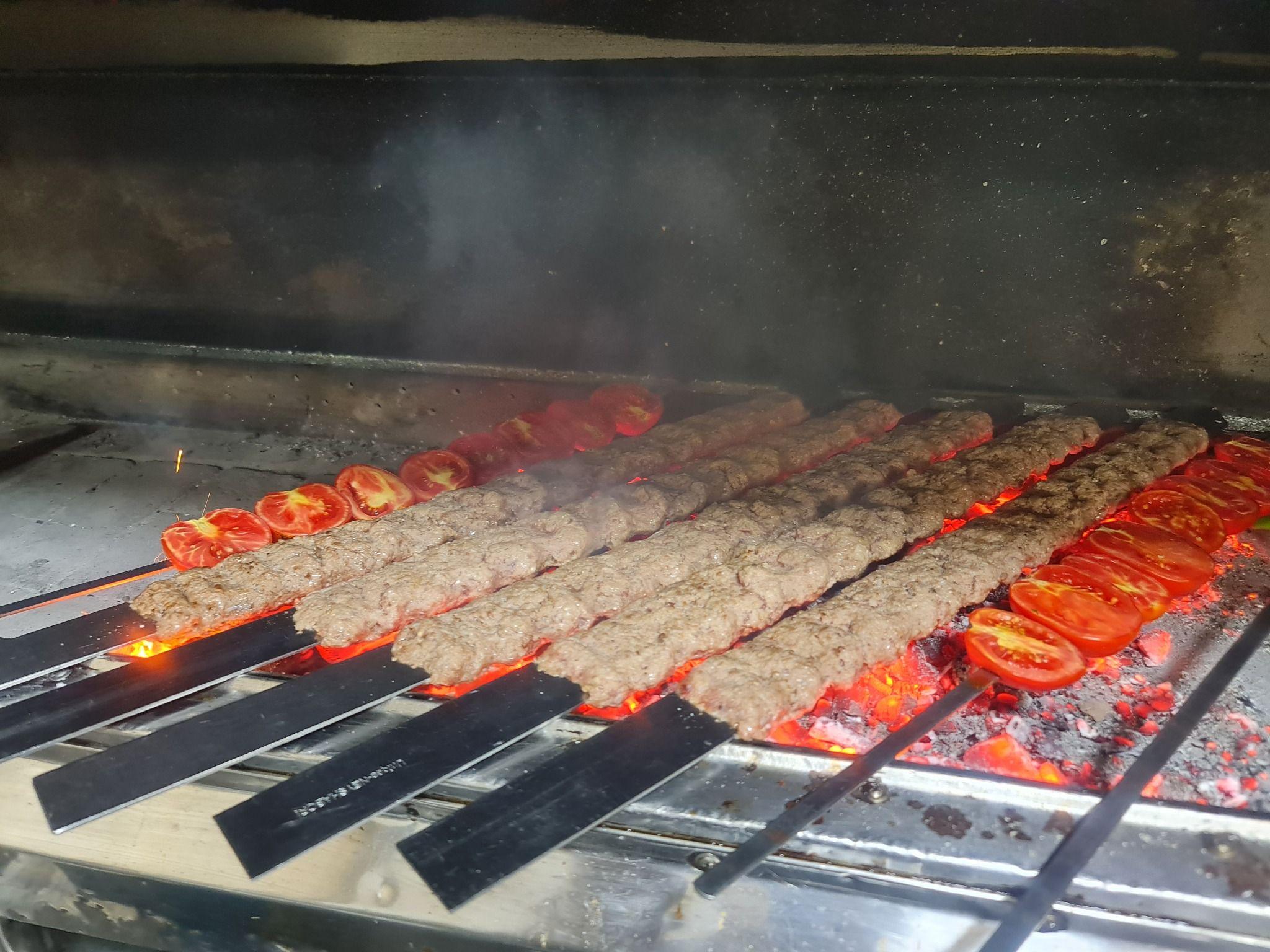 کباب ساطوری آذربایجان حامد