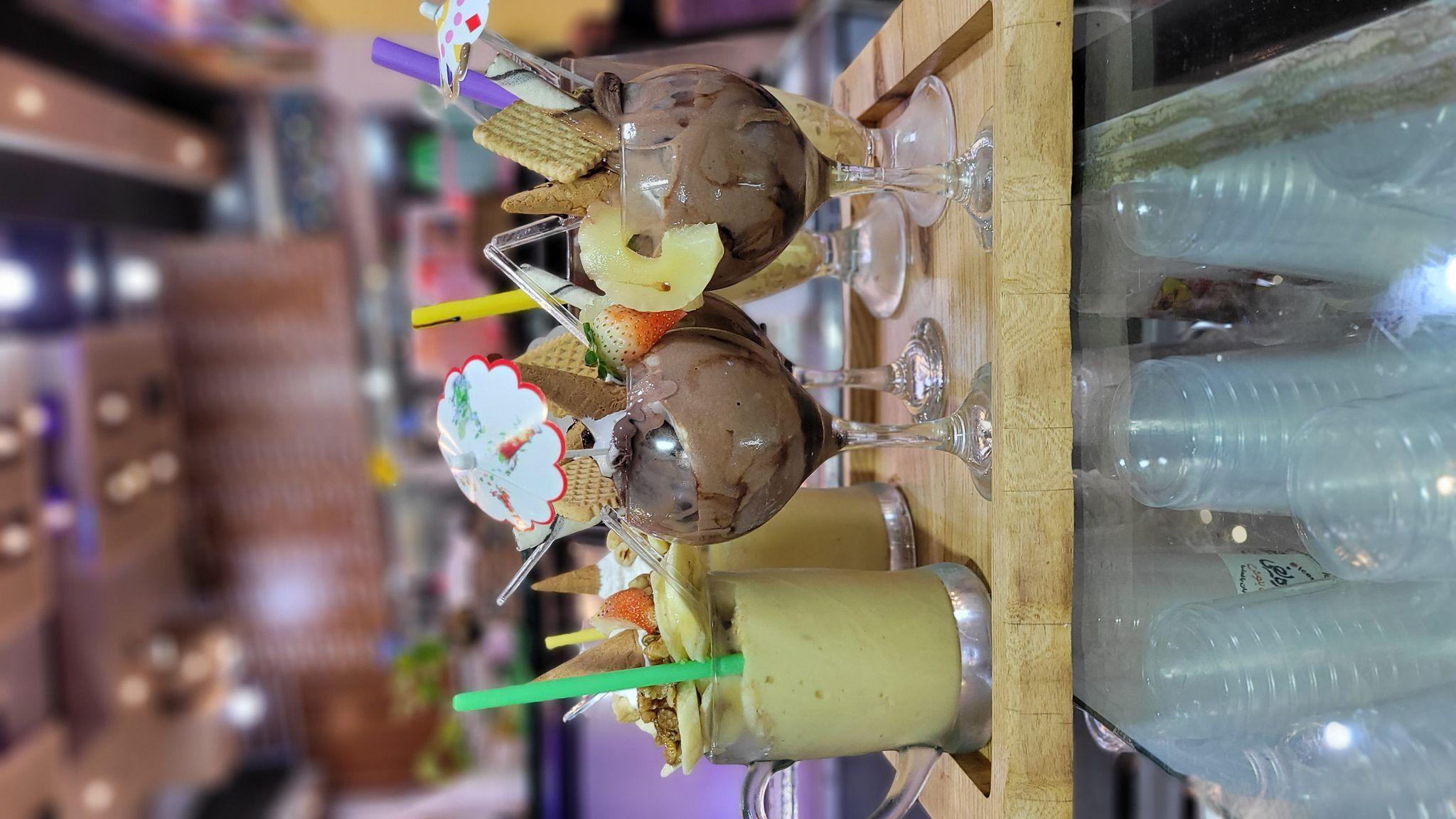 آبمیوه و کافی شاپ ستاره یخی