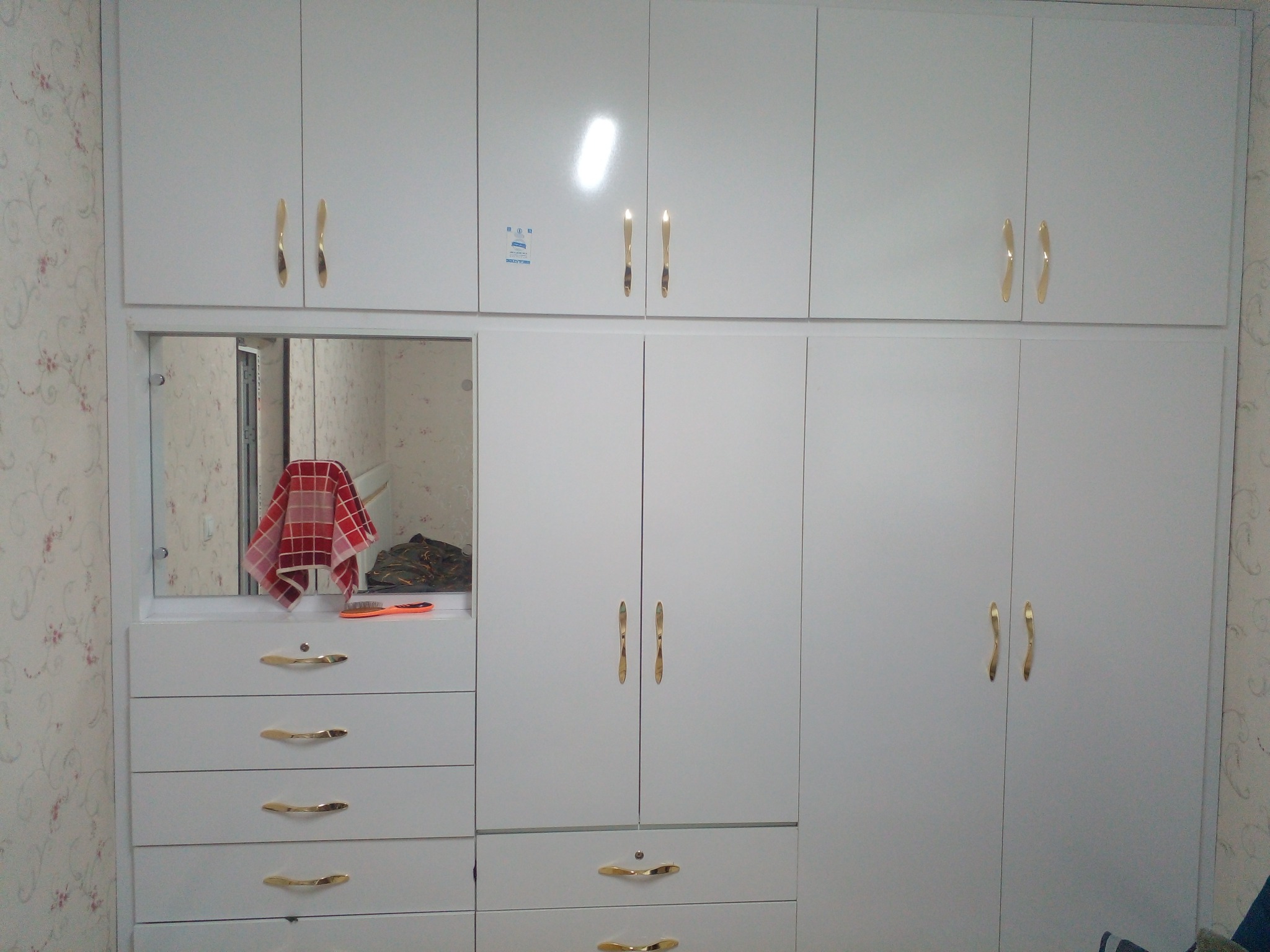 ساخت و تعمیرات کابینت و کمد حسین