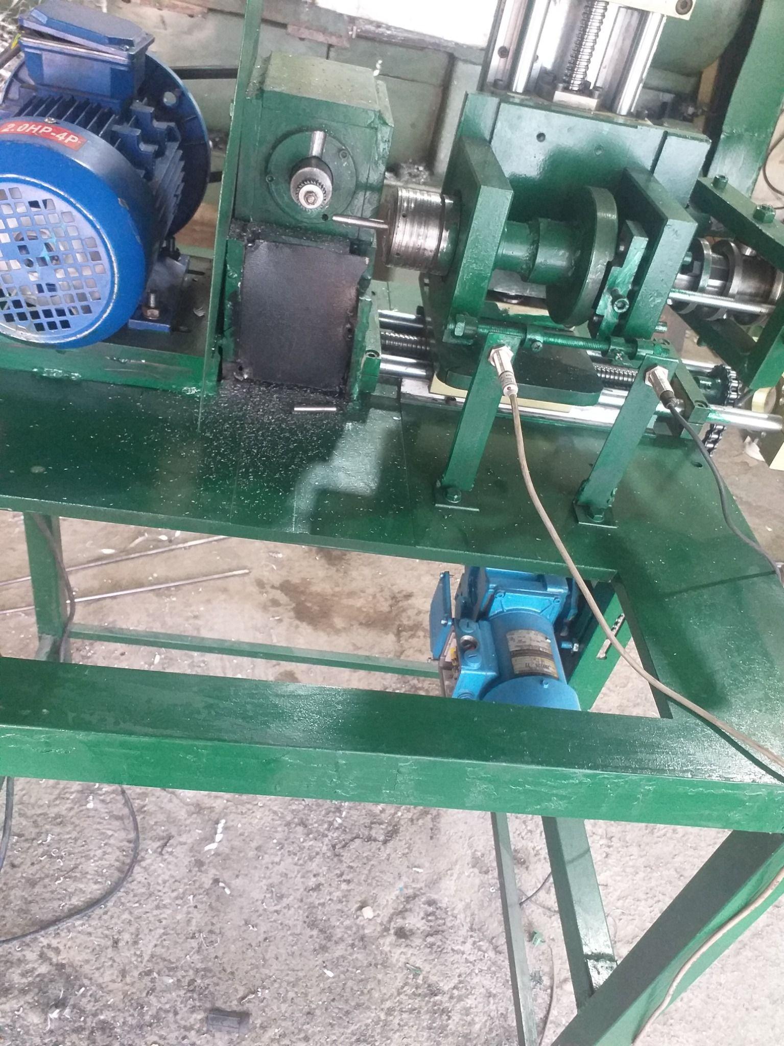 طراحی و ساخت ماشین الات صنعتی  موسسه صنعتی اذین قطعه