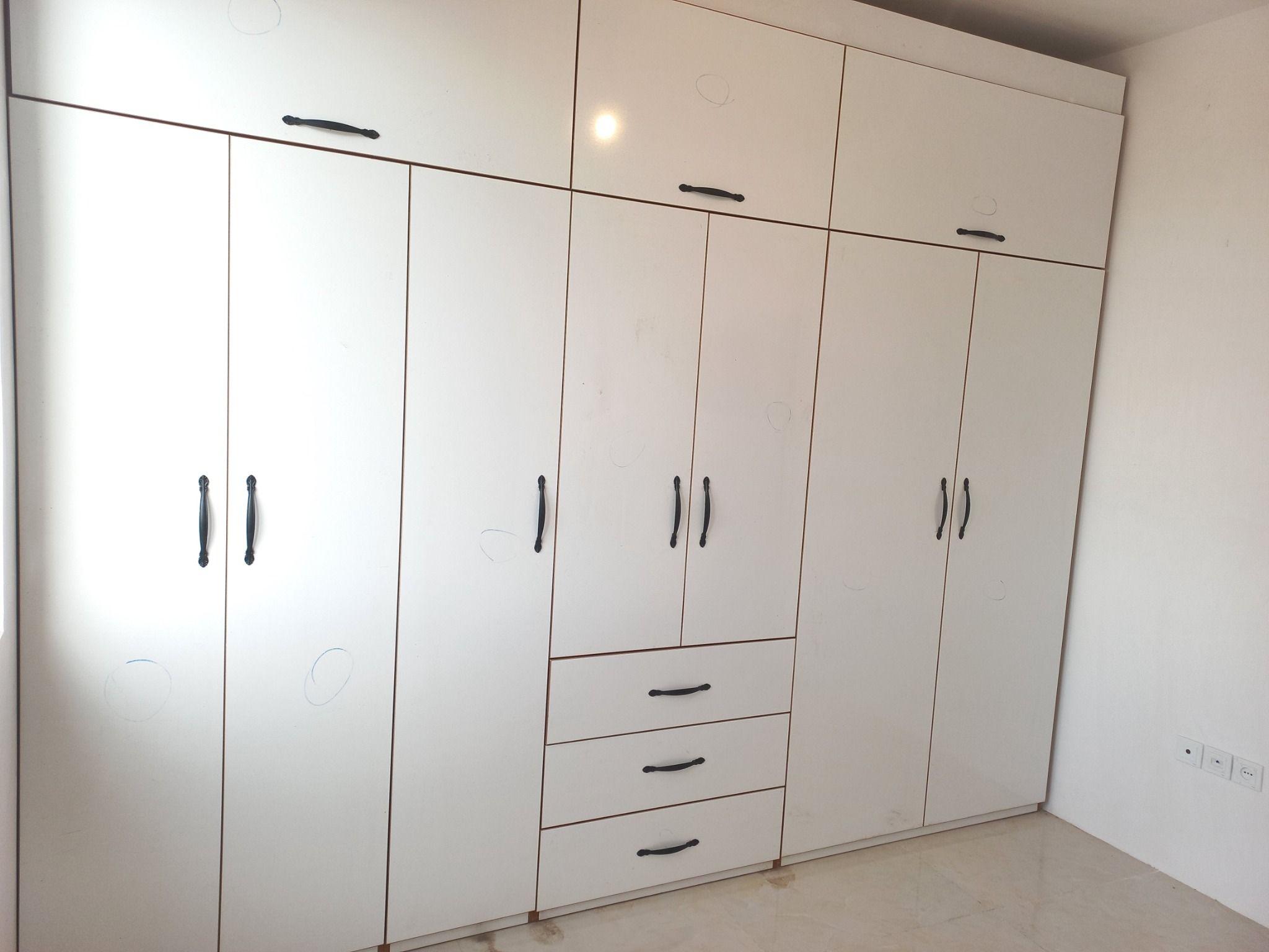 دکوراسیون داخلی کابینت کمد دیواری شایان